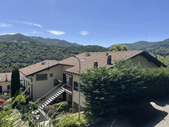 Monolocale a Scaria Lanzo Intelvi con spazio extra nel sottotetto